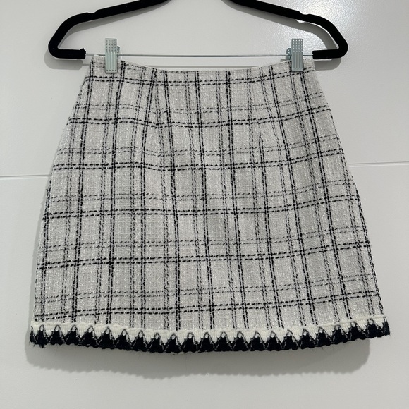 Amazon White & Black Chic Tweed Mini Skirt with Pocket Details Winter Holiday S - Picture 9 of 10